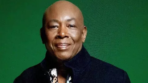 A murit John Davis, adevărata voce din spatele formației Milli Vanilli