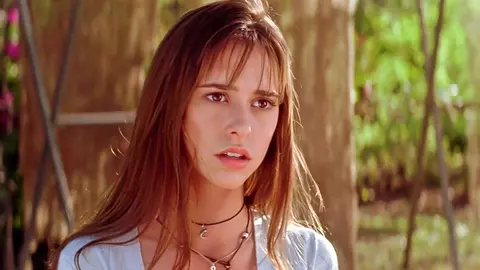 Jennifer Love Hewitt, de nerecunoscut. Actrița a oferit o replică inedită