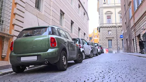 Ce a găsit un șofer clujean care a parcat pe un loc care nu îi aparținea?