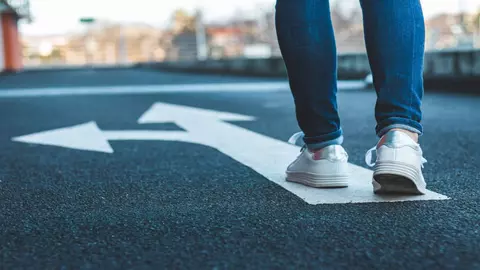 Horoscop 30 iunie. Decizii greu de luat vă pot strica buna dispoziție