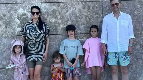 Anca Sînă Serea postează fără rețineri poze cu copiii ei. Excepție face fata cea mare. De ce?