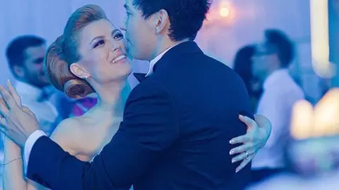 Elena Gheorghe sărbătorește 9 ani de la căsătorie. Dialogul pe care l-a avut cu soțul ei te va face sigur să râzi