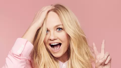 O mai ții minte pe Emma Bunton, Baby Spice, din Spice Girls?