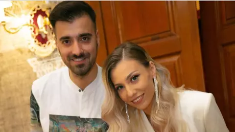 Soția lui Liviu Teodorescu, la spital înainte cu câteva zile de nuntă: „Au tăiat-o...”
