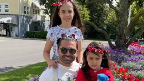 Petrecere mare în familia lui Pepe. Fiica cea mare a împlinit 9 ani, iar cântărețul i-a făcut o surpriză neașteptată