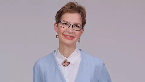 "Scopul intervențiilor estetice este să te facă să apari mai relaxat, mai senin, mai tânăr..."
