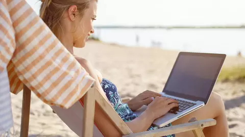 Pandemia a creat un nou tip de turist: turistul care lucrează remote din concediu