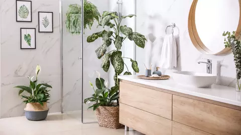 Cum aduci stilul boho-chic într-o baie veche? Iată 6 trucuri simple!