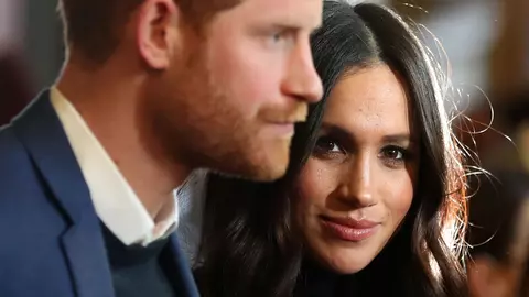 Un apropiat al familiei regale spune adevărul: Meghan Markle și Prințul Harry erau invidioși pe William și Kate