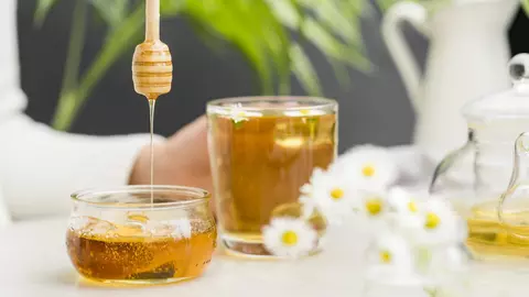 (P) Ce proprietăți are mierea de Manuka?