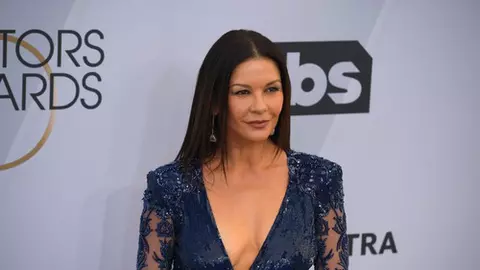 Catherine Zeta-Jones, superbă la 52 de ani. Cum arată actrița într-o ținută super sexy?