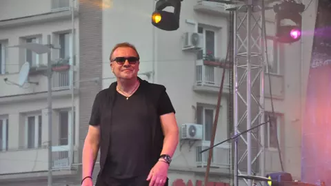 Gabriel Cotabiță: „Am fost externat. Sunt viu!”