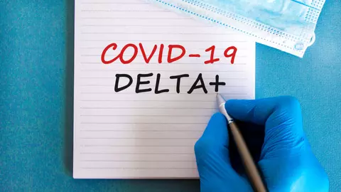 Atenție, români! Specialiștii anunță un nou val al pandemiei de Covid-19