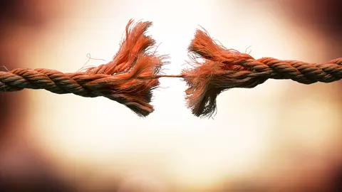 Horoscop de weekend: 13 - 14 noiembrie. Decizii bruște și radicale, vorbe aruncate cu agresivitate