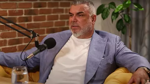 Ce viață de „rege” duce Cosmin Olăroiu în Emirate ca antrenor: „Nu fac lucruri extraordinare”