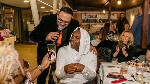 Viorel Bogateanu, singurul artist român care a cântat alături de Dr. Alban