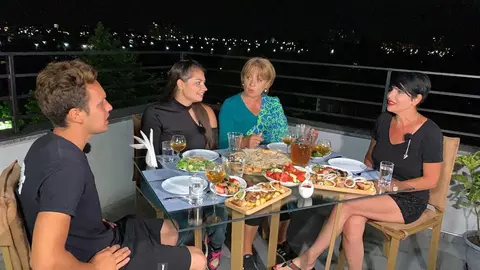 Nou cuplu la „Asia Express”? Ce relație e, de fapt, între Francesco, băiatul Patriziei Paglieri, și Maria Speranța, fata Adrianei Trandafir