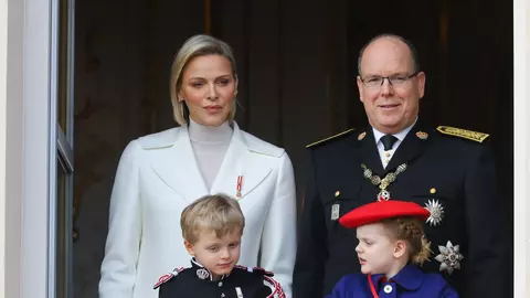 Gestul emoționant al gemenilor Prințului Albert la parada de Ziua Națională de la care a lipsit Prințesa Charlene. Ți se rupe sufletul