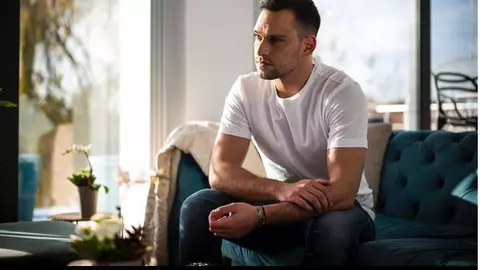 Vlad Gherman, pe mâna medicilor. Actorul se află în proces de recuperare după intervenția suferită