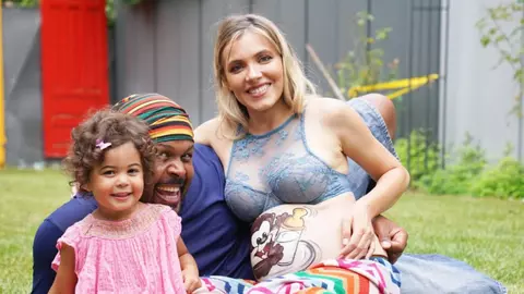 Cabral și Andreea Ibacka au dezvăluit numele băiețelului lor. Cum îl cheamă pe mezinul familiei