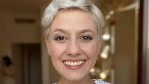 Actrița Ada Galeș pledează pentru Body Positivity