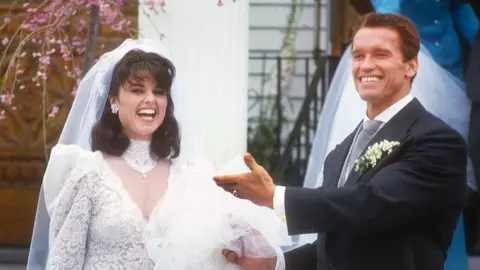 Arnold Schwarzenegger și Maria Shriver au divorțat după 10 ani de la depunerea cererii
