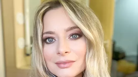 Laura Cosoi, în așteptarea celei de-a treia fetițe. Când se va naște aceasta?