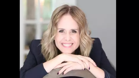 Mihaela Bilic recomandă ca toate femeile să poarte acest „accesoriu” în poșetă: „Soluția de supraviețuire e…”
