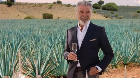 Pierce Brosnan, fotografie cu soția sa, Keely. Fanii au reacționat: „Dragostea ta este…”