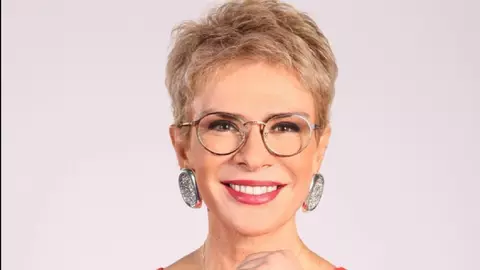 Emisiunea „Teo Show” are doi prezentatori noi: „Cântă și e frumoasă”