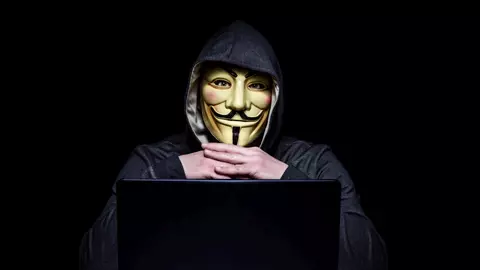 Hackerii Anonymous au dat o nouă lovitură în războiul cibernetic declanșat împotriva Rusiei