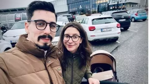 Cuplul de români din Danemarca a fost eliberat, însă cei doi nu-și pot vedea încă bebelușul