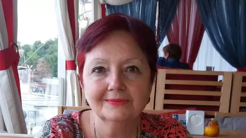 O profesoară universitară de la Odesa a trecut vama în cârje