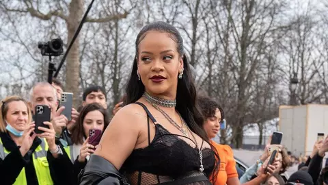 Rihanna, cea mai spectaculoasă și transparentă apariție de până acum la un eveniment public