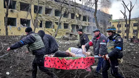 Ultimele cuvinte ale femeii însărcinate evacuate din spitalul bombardat de la Mariupol