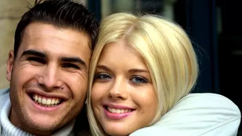 Ce se întâmplă între Adrian Mutu și Alexandra Dinu la aproape 19 ani de la divorț. Au ajuns la judecată