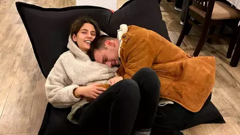 Cum arată apartamentul în care locuiesc cu chirie Vlad Gherman și Oana Moșneagu. L-au aranjat pe placul lor