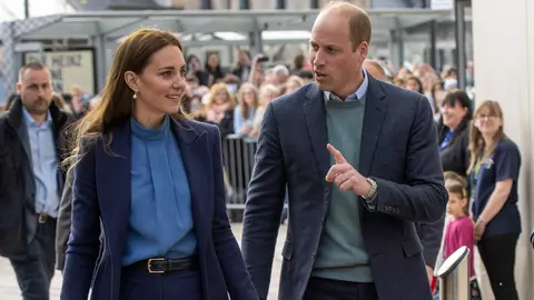 Care a fost motivul absenței Prințesei Kate alături de Prințul William în Singapore? Are legătură cu cei mici