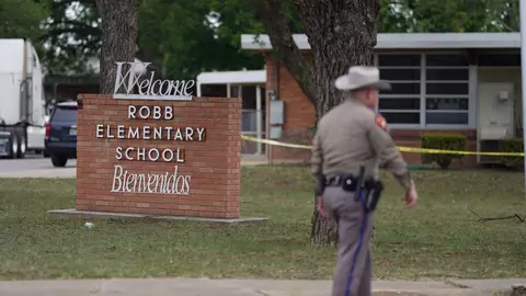 Declarația mamei atacatorului de la școala elementară Robb din Texas: „Nu a fost o persoană...”