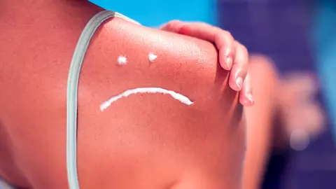 Greșeala pe care toată lumea o face cu crema solară. Dacă uităm acest lucru ne punem viața în pericol