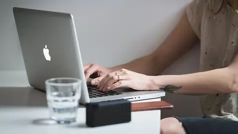 5 pași ca să ai un CV perfect