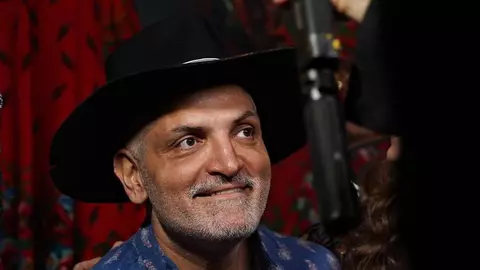 Damian Drăghici a cerșit în Grecia. Detalii neștiute despre viața artistului: „Dacă ai tupeu, faci bani”