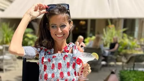 Deborah James a murit de cancer intestinal la vârsta de 40 de ani. Ultimele cuvinte dedicate copiilor ei te vor cutremura: „Vreau ca ei să-și amintească de mama lor excentrică și nebună”