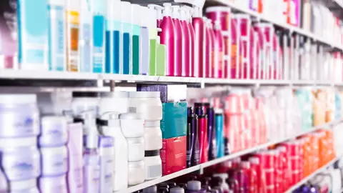 Legătura neașteptată dintre produsele pentru păr și cancerul de sân