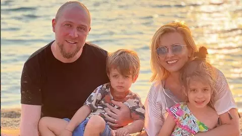 Simona Gherghe, de urgență cu fetița la medic chiar în vacanță: „24 de ore de febră”