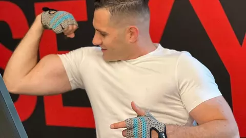 Cine e cântărețul de muzică populară care vrea să participe la „Survivor”. A început să se antreneze: „Sunt pasionat de sală”