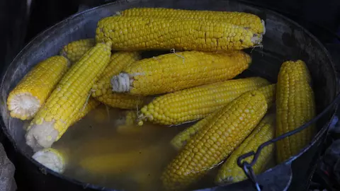 Dieta cu porumb fiert sau copt. Cum poți slăbi sănătos 5 kilograme în șapte zile