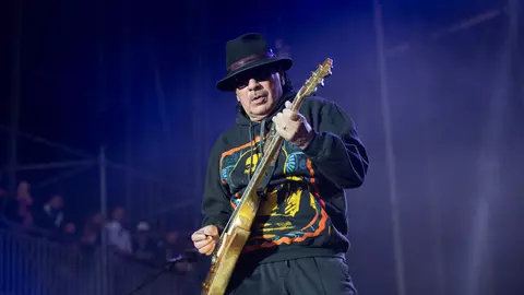 Carlos Santana a leșinat pe scenă. Cu ce probleme de sănătate se confruntă artistul?