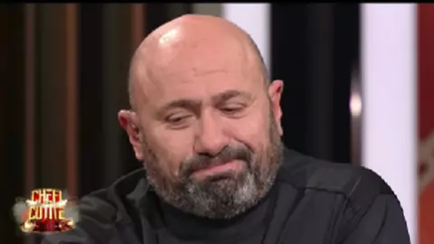 Doina Teodoru, apariție surpriză la „Chefi la cuțite”. Iubita lui Cătălin Scărlătescu l-a luat la roast: „La câte relații pasagere a avut Cătălin”