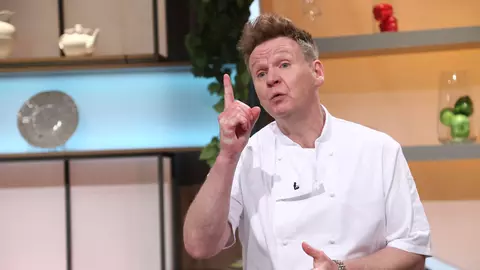 Sosia lui Gordon Ramsay vine să jurizeze la „Chefi la cuțite”, sezonul 10. Reacția celor trei Chefi